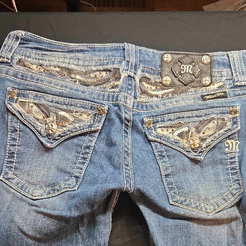 Womens Miss Me Blue Bootcut Jeans with Lace and Embellishments Size 28